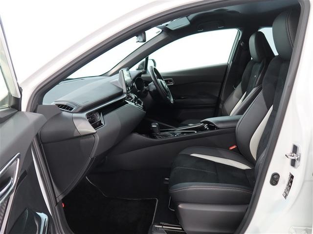 Ｃ－ＨＲ Ｓ　ＧＲスポーツ　１年間走行無制限保証　衝突回避被害軽減　車線逸脱警報機能　メモリナビ　バックカメラ　ドライブレコーダー　ＥＴＣ　クルーズコントロール　ＬＥＤヘッドライト　スマートキー　オートエアコン　ブラインドモニタ（10枚目）