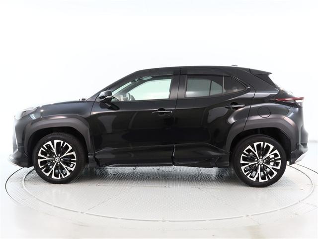 ヤリスクロス ハイブリッドZ 1年間走行無制限保証 ペダル踏み間違い 衝突回避被害軽減 車線逸脱警報機能 メモリナビ フルセグTV バックカメラ パノラミックモニタ ドライブレコーダー ETC クルーズコントロール(3枚目)