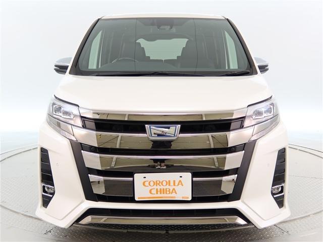 ノア ハイブリッドＳｉ　ダブルバイビーＩＩＩ　１年間走行無制限保証　ペダル踏み間違い　衝突回避被害軽減　車線逸脱警報機能　メモリナビ　フルセグＴＶ　バックカメラ　ＥＴＣ　クルーズコントロール　電動スライドドア　ＬＥＤヘッドライト　ＤＶＤ再生（2枚目）