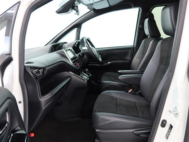 ノア ハイブリッドＳｉ　ダブルバイビーＩＩＩ　１年間走行無制限保証　ペダル踏み間違い　衝突回避被害軽減　車線逸脱警報機能　メモリナビ　フルセグＴＶ　バックカメラ　ＥＴＣ　クルーズコントロール　電動スライドドア　ＬＥＤヘッドライト　ＤＶＤ再生（11枚目）