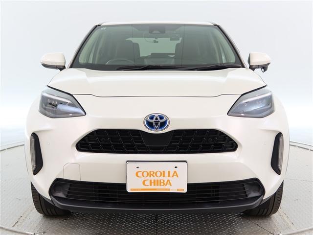 ヤリスクロス ハイブリッドＺ　１年間走行無制限保証　ペダル踏み間違い　衝突回避被害軽減　車線逸脱警報機能　メモリナビ　フルセグＴＶ　バックカメラ　ＥＴＣ　電源コンセント　クルーズコントロール　ＬＥＤヘッドライト　スマートキー（2枚目）