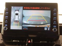 バックガイドモニターで、後方を確認しながら安心して駐車することができます。運転初心者も熟練者も必須の機能ですよ！ 4