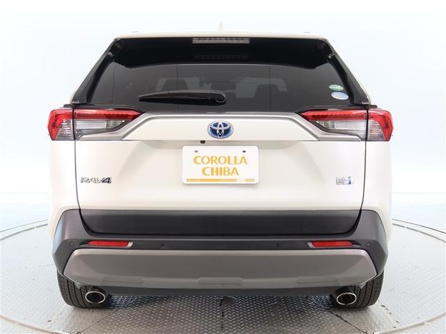 ＲＡＶ４ ハイブリッドＧ　１年間走行無制限保証　ペダル踏み間違い　衝突回避被害軽減　車線逸脱警報機能　メモリナビ　フルセグＴＶ　バックカメラ　ドライブレコーダー　ＥＴＣ　クルーズコントロール　ＬＥＤヘッドライト　ＤＶＤ再生（4枚目）