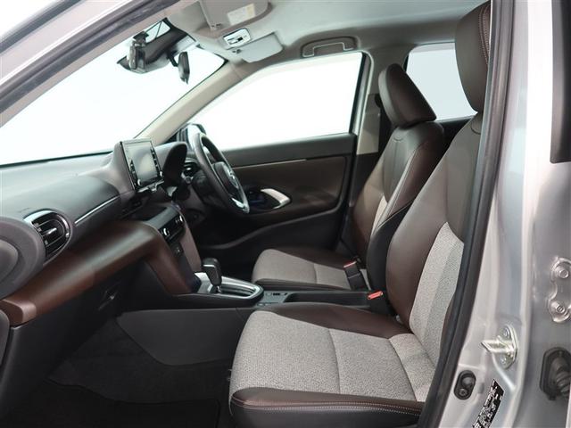 ヤリスクロス ハイブリッドZ 1年間走行無制限保証 ペダル踏み間違い 衝突回避被害軽減 車線逸脱警報機能 メモリナビ バックカメラ パノラミックモニタ ETC 電源コンセント クルーズコントロール LEDヘッドライト スマートキー(10枚目)