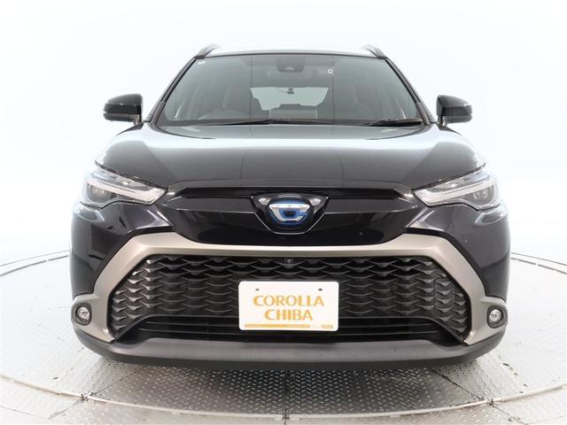 カローラクロス ハイブリッド Z 1年間走行無制限保証 ペダル踏み間違い 衝突回避被害軽減 車線逸脱警報機能 メモリナビ フルセグTV バックカメラ パノラミックモニタ ドライブレコーダー ETC 電源コンセント クルーズコントロール(2枚目)