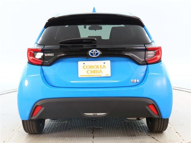 ヤリス ハイブリッドZ 1年間走行無制限保証 ペダル踏み間違い 衝突回避被害軽減 車線逸脱警報機能 メモリナビ フルセグTV バックカメラ パノラミックモニタ ドライブレコーダー ETC 電源コンセント クルーズコントロール(4枚目)