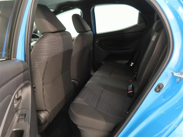 ヤリス ハイブリッドZ 1年間走行無制限保証 ペダル踏み間違い 衝突回避被害軽減 車線逸脱警報機能 メモリナビ フルセグTV バックカメラ パノラミックモニタ ドライブレコーダー ETC 電源コンセント クルーズコントロール(11枚目)