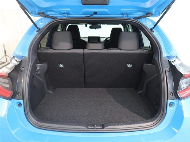 ヤリス ハイブリッドZ 1年間走行無制限保証 ペダル踏み間違い 衝突回避被害軽減 車線逸脱警報機能 メモリナビ フルセグTV バックカメラ パノラミックモニタ ドライブレコーダー ETC 電源コンセント クルーズコントロール(12枚目)