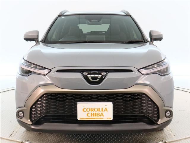 カローラクロス ハイブリッド　Ｚ　１年間走行無制限保証　ペダル踏み間違い　衝突回避被害軽減　車線逸脱警報機能　メモリナビ　フルセグＴＶ　バックカメラ　パノラミックモニタ　ドライブレコーダー　ＥＴＣ　電源コンセント　クルーズコントロール（2枚目）