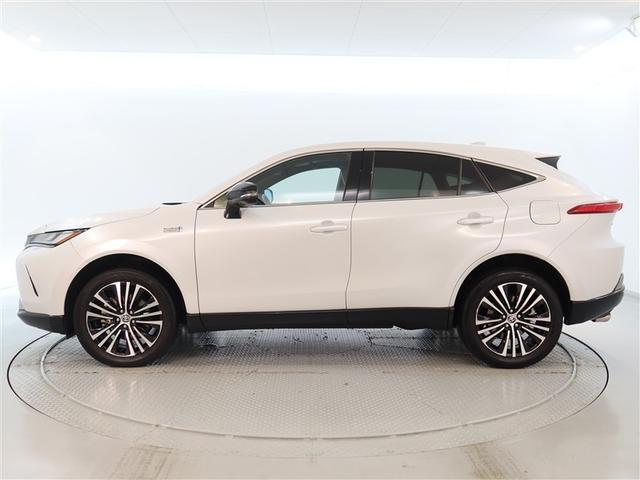 ハリアーPHEV Z 1年間走行無制限保証 ペダル踏み間違い 衝突回避被害軽減 車線逸脱警報機能 メモリナビ フルセグTV バックカメラ パノラミックモニタ ドライブレコーダー ETC 電源コンセント クルーズコントロール(3枚目)