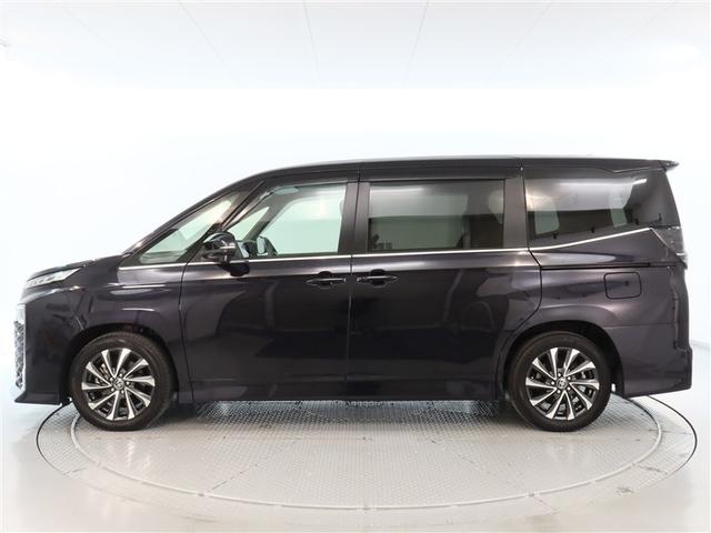 ヴォクシー Ｓ－Ｚ　１年間走行無制限保証　ペダル踏み間違い　衝突回避被害軽減　車線逸脱警報機能　メモリナビ　フルセグＴＶ　バックカメラ　後席用モニター　ＥＴＣ　クルーズコントロール　電動スライドドア　ＬＥＤヘッドライト（3枚目）