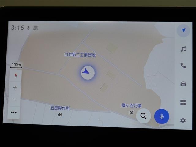 ノア ハイブリッドＳ－Ｚ　１年間走行無制限保証　ペダル踏み間違い　衝突回避被害軽減　車線逸脱警報機能　メモリナビ　フルセグＴＶ　バックカメラ　パノラミックモニタ　後席用モニター　ドライブレコーダー　ＥＴＣ　電源コンセント（8枚目）