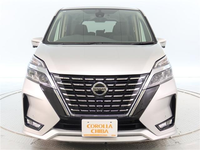 セレナ ハイウェイスターＶ　１年間走行無制限保証　ペダル踏み間違い　衝突回避被害軽減　車線逸脱警報機能　ＤＡ　バックカメラ　パノラミックモニタ　ドライブレコーダー　ＥＴＣ　クルーズコントロール　電動スライドドア（2枚目）