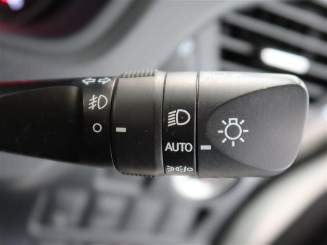 ノア Si ダブルバイビーIII 1年間走行無制限保証 ペダル踏み間違い 衝突回避被害軽減 車線逸脱警報機能 メモリナビ ワンセグTV バックカメラ ドライブレコーダー ETC クルーズコントロール 電動スライドドア(20枚目)