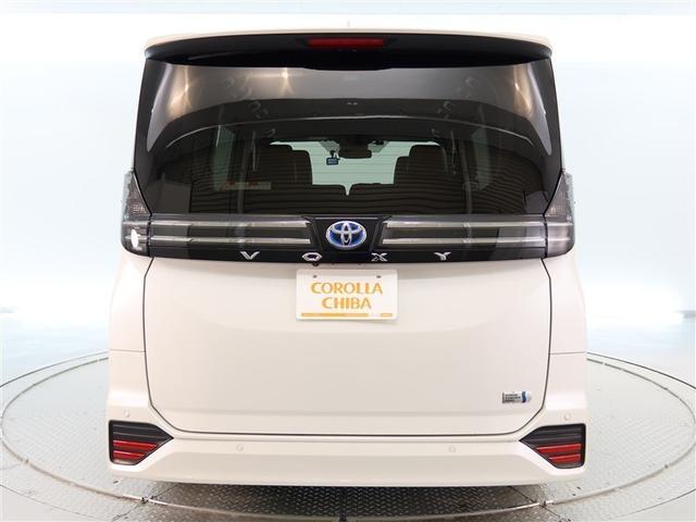 ヴォクシー ハイブリッドＳ－Ｚ　衝突被害軽減　ドラレコ　ナビ　Ｂカメラ　ＥＴＣ　フルセグ　コンセント　クルコン（4枚目）