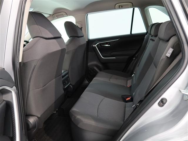 ＲＡＶ４ ハイブリッドＸ　１年間走行無制限保証　ペダル踏み間違い　衝突回避被害軽減　車線逸脱警報機能　メモリナビ　フルセグＴＶ　バックカメラ　ドライブレコーダー　ＥＴＣ　クルーズコントロール　ＬＥＤヘッドライト　ＤＶＤ再生（11枚目）