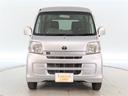 荷物をたっぷり載せて広々ドライビング♪夏でも冬でも、アウトドアやショッピングを思い切り楽しみましょう！