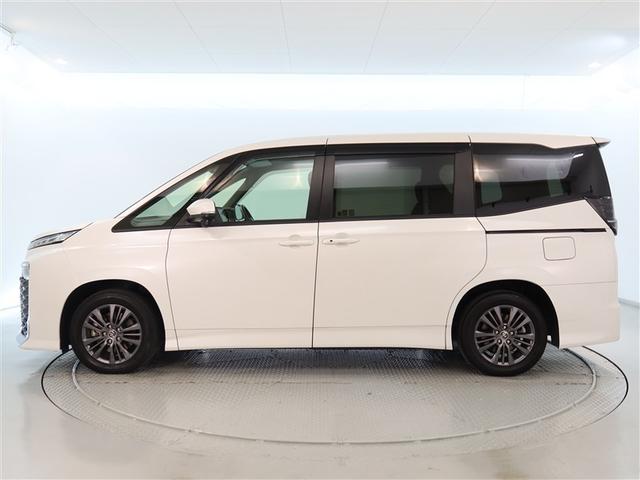 ヴォクシー ハイブリッドS-G 1年間走行無制限保証 ペダル踏み間違い 衝突回避被害軽減 車線逸脱警報機能 メモリナビ フルセグTV バックカメラ ドライブレコーダー ETC クルーズコントロール 電動スライドドア(3枚目)