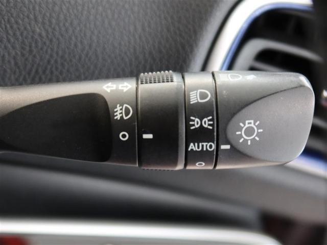 プリウス Sツーリングセレクション 1年間走行無制限保証 メモリナビ フルセグTV バックカメラ ETC LEDヘッドライト DVD再生 スマートキー オートエアコン(19枚目)