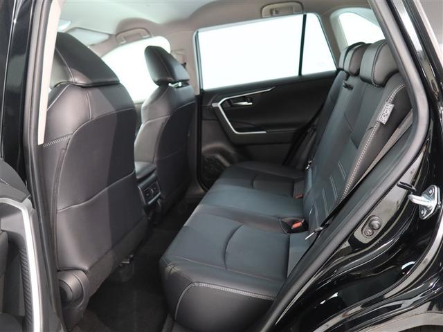 ＲＡＶ４ Ｇ　１年間走行無制限保証　ペダル踏み間違い　衝突回避被害軽減　車線逸脱警報機能　メモリナビ　フルセグＴＶ　バックカメラ　ドライブレコーダー　ＥＴＣ　クルーズコントロール　ＬＥＤヘッドライト　ＤＶＤ再生（11枚目）