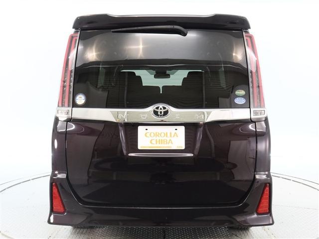 ノア Ｓｉ　１年間走行無制限保証　衝突回避被害軽減　車線逸脱警報機能　メモリナビ　フルセグＴＶ　バックカメラ　ＥＴＣ　クルーズコントロール　電動スライドドア　ＬＥＤヘッドライト　ＤＶＤ再生　スマートキー（4枚目）