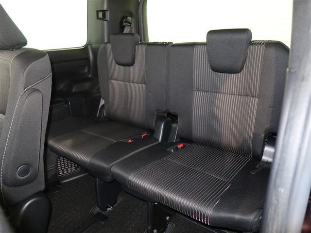 ノア Ｓｉ　１年間走行無制限保証　衝突回避被害軽減　車線逸脱警報機能　メモリナビ　フルセグＴＶ　バックカメラ　ＥＴＣ　クルーズコントロール　電動スライドドア　ＬＥＤヘッドライト　ＤＶＤ再生　スマートキー（12枚目）