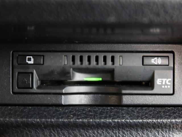 ノア Ｓｉ　１年間走行無制限保証　衝突回避被害軽減　車線逸脱警報機能　メモリナビ　フルセグＴＶ　バックカメラ　ＥＴＣ　クルーズコントロール　電動スライドドア　ＬＥＤヘッドライト　ＤＶＤ再生　スマートキー（18枚目）