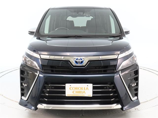 ヴォクシー ハイブリッドZS 煌III 1年間走行無制限保証 ペダル踏み間違い 衝突回避被害軽減 車線逸脱警報機能 メモリナビ フルセグTV バックカメラ ETC クルーズコントロール 電動スライドドア LEDヘッドライト DVD再生(2枚目)