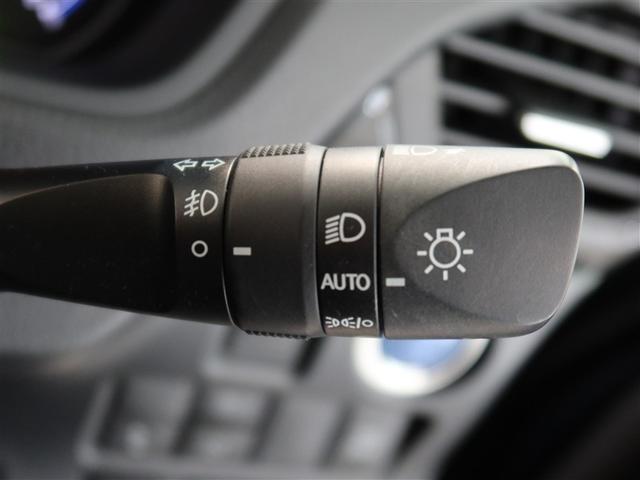 ヴォクシー ハイブリッドZS 煌III 1年間走行無制限保証 ペダル踏み間違い 衝突回避被害軽減 車線逸脱警報機能 メモリナビ フルセグTV バックカメラ ETC クルーズコントロール 電動スライドドア LEDヘッドライト DVD再生(20枚目)