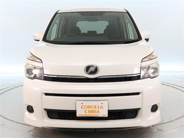 ヴォクシー トランス－Ｘ　１年間走行無制限保証　ＥＴＣ　電動スライドドア　オートエアコン　４ＷＤ（2枚目）