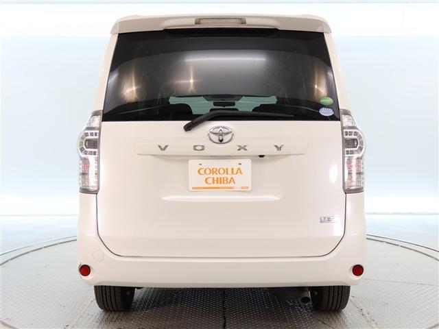ヴォクシー トランス－Ｘ　１年間走行無制限保証　ＥＴＣ　電動スライドドア　オートエアコン　４ＷＤ（4枚目）
