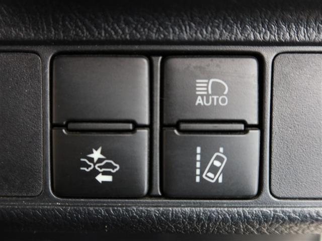 カローラフィールダー ハイブリッドＧ　ダブルバイビー　１年間走行無制限保証　衝突回避被害軽減　車線逸脱警報機能　メモリナビ　フルセグＴＶ　バックカメラ　ＥＴＣ　ＬＥＤヘッドライト　ＤＶＤ再生　スマートキー　オートエアコン（17枚目）