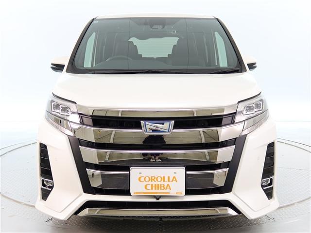 ノア ハイブリッドＳｉ　ダブルバイビーＩＩ　１年間走行無制限保証　ペダル踏み間違い　衝突回避被害軽減　車線逸脱警報機能　メモリナビ　フルセグＴＶ　バックカメラ　後席用モニター　ＥＴＣ　クルーズコントロール　電動スライドドア　ＬＥＤヘッドライト（2枚目）