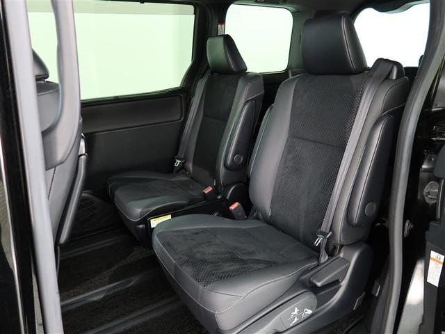 ヴォクシー ＺＳ　煌ＩＩＩ　１年間走行無制限保証　ペダル踏み間違い　衝突回避被害軽減　車線逸脱警報機能　メモリナビ　フルセグＴＶ　バックカメラ　後席用モニター　ドライブレコーダー　ＥＴＣ　クルーズコントロール　電動スライドドア（11枚目）