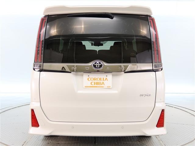 ノア Ｓｉ　ダブルバイビーＩＩ　１年間走行無制限保証　ペダル踏み間違い　衝突回避被害軽減　車線逸脱警報機能　メモリナビ　フルセグＴＶ　後席用モニター　ドライブレコーダー　ＥＴＣ　クルーズコントロール　電動スライドドア（4枚目）