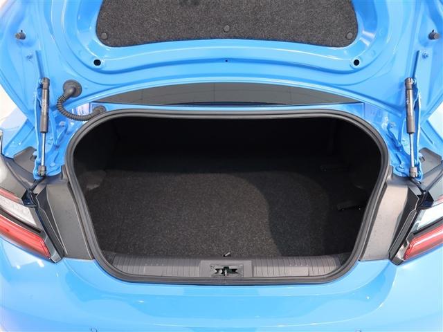 ＧＲ８６ ＲＺ　１年間走行無制限保証　ペダル踏み間違い　衝突回避被害軽減　車線逸脱警報機能　メモリナビ　フルセグＴＶ　バックカメラ　ドライブレコーダー　ＥＴＣ　クルーズコントロール　ＬＥＤヘッドライト　ＤＶＤ再生（12枚目）