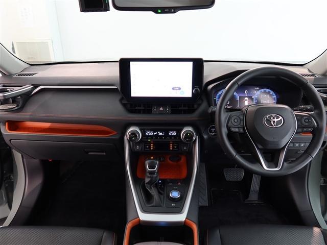 ＲＡＶ４ ハイブリッドアドベンチャー　１年間走行無制限保証　ペダル踏み間違い　衝突回避被害軽減　車線逸脱警報機能　メモリナビ　フルセグＴＶ　バックカメラ　パノラミックモニタ　ドライブレコーダー　ＥＴＣ　電源コンセント　クルーズコントロール（7枚目）