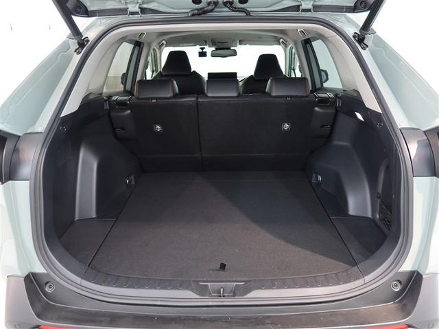 ＲＡＶ４ ハイブリッドアドベンチャー　１年間走行無制限保証　ペダル踏み間違い　衝突回避被害軽減　車線逸脱警報機能　メモリナビ　フルセグＴＶ　バックカメラ　パノラミックモニタ　ドライブレコーダー　ＥＴＣ　電源コンセント　クルーズコントロール（12枚目）