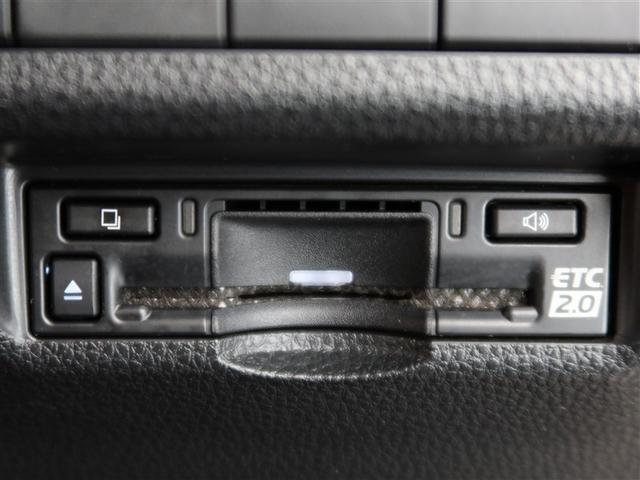 ＲＡＶ４ ハイブリッドアドベンチャー　１年間走行無制限保証　ペダル踏み間違い　衝突回避被害軽減　車線逸脱警報機能　メモリナビ　フルセグＴＶ　バックカメラ　パノラミックモニタ　ドライブレコーダー　ＥＴＣ　電源コンセント　クルーズコントロール（17枚目）