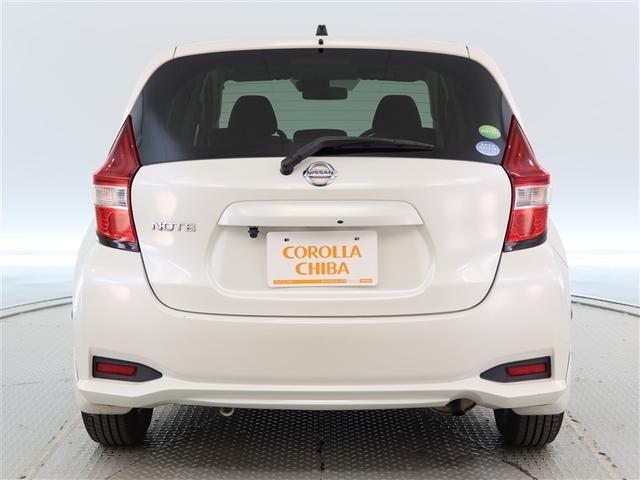 ノート X 1年間走行無制限保証 衝突回避被害軽減 車線逸脱警報機能 メモリナビ フルセグTV バックカメラ DVD再生 スマートキー オートエアコン アイドリングストップ(4枚目)