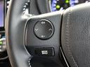 ステアリングスイッチ付き。前方から目を離すことなく操作することが可能です。