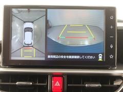 パノラミックビューモニター付きです。車両を上から見たような映像をモニター画面に表示。運転席からの目視では見にくい、車両周辺の状況をリアルタイムでしっかり確認できます。 5