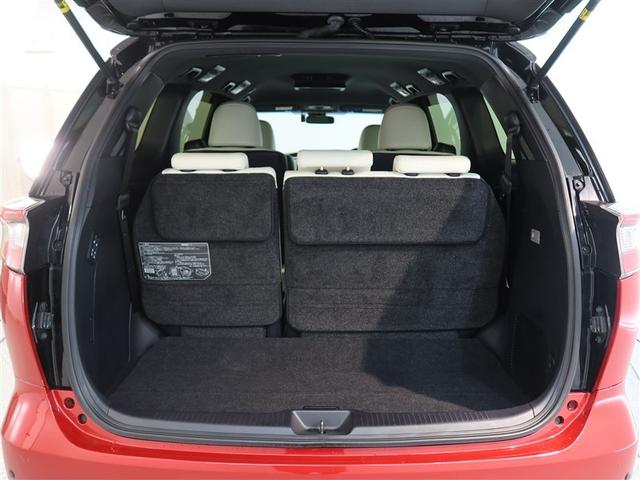 広々としたラゲージスペースを備えています。大きなものや長さのある荷物もしっかりと積み込めます。