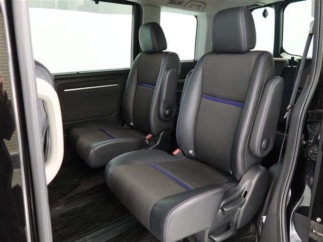 ステップワゴンスパーダ スパーダ・クールスピリット　１年間走行無制限保証　ペダル踏み間違い　衝突回避被害軽減　車線逸脱警報機能　メモリナビ　フルセグＴＶ　バックカメラ　パノラミックモニタ　後席用モニター　ドライブレコーダー　ＥＴＣ　クルーズコントロール（12枚目）