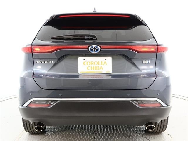 ハリアーハイブリッド Ｚ　レザーパッケージ　１年間走行無制限保証　ペダル踏み間違い　衝突回避被害軽減　車線逸脱警報機能　メモリナビ　フルセグＴＶ　バックカメラ　パノラミックモニタ　ドライブレコーダー　ＥＴＣ　クルーズコントロール（4枚目）