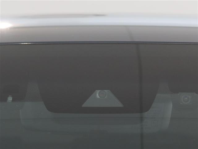 ハリアーハイブリッド Ｚ　レザーパッケージ　１年間走行無制限保証　ペダル踏み間違い　衝突回避被害軽減　車線逸脱警報機能　メモリナビ　フルセグＴＶ　バックカメラ　パノラミックモニタ　ドライブレコーダー　ＥＴＣ　クルーズコントロール（14枚目）