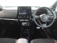見通しのよいすっきりとした視界で、誰でも運転しやすいです。運転のしやすさは疲れにくさにも繋がりますよ♪ 7