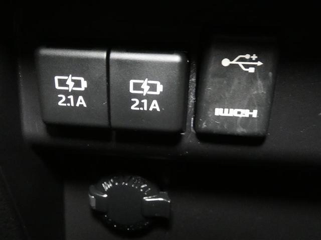 ヴォクシー ＺＳ　煌ＩＩ　フルセグ　メモリーナビ　後席モニター　バックカメラ　衝突被害軽減システム　ＥＴＣ　両側電動スライド　ＬＥＤヘッドランプ　３列シート　ウオークスルー　ワンオーナー　ＤＶＤ再生　記録簿　乗車定員７人　ＣＤ（26枚目）
