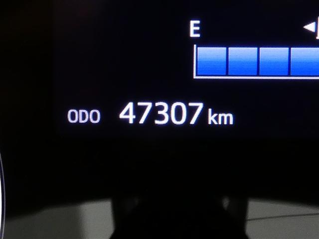 シエンタ Ｇ　クエロ　フルセグ　メモリーナビ　バックカメラ　ドラレコ　衝突被害軽減システム　ＥＴＣ　両側電動スライド　ＬＥＤヘッドランプ　３列シート　ウオークスルー　ＤＶＤ再生　記録簿　乗車定員７人　アイドリングストップ（20枚目）