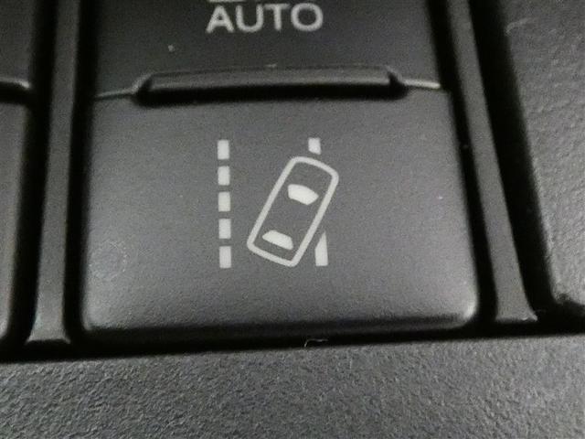 シエンタ Ｇ　クエロ　フルセグ　メモリーナビ　バックカメラ　ドラレコ　衝突被害軽減システム　ＥＴＣ　両側電動スライド　ＬＥＤヘッドランプ　３列シート　ウオークスルー　ＤＶＤ再生　記録簿　乗車定員７人　アイドリングストップ（23枚目）